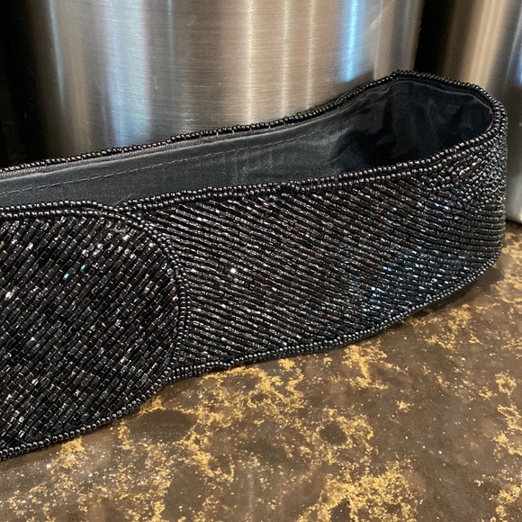 Le Regale Vintage black seed bead Velcro belt 33.5” long! Velcro closure adj. - Picture 3 of 11